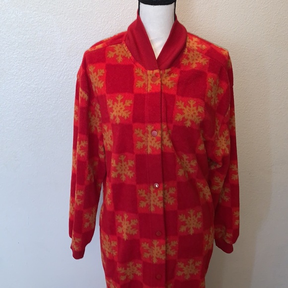 Red with gold Christmas snow flakes pockets button Down robe - Picture 2 of 8